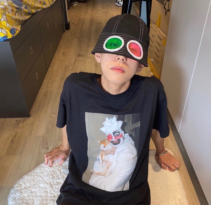 Supreme Clown Cat Graphic T-Shirt