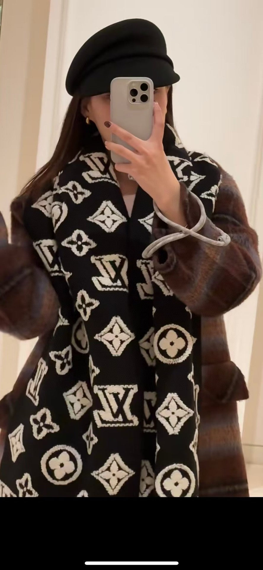 Louis Vuitton Style Monogram Knit Scarf