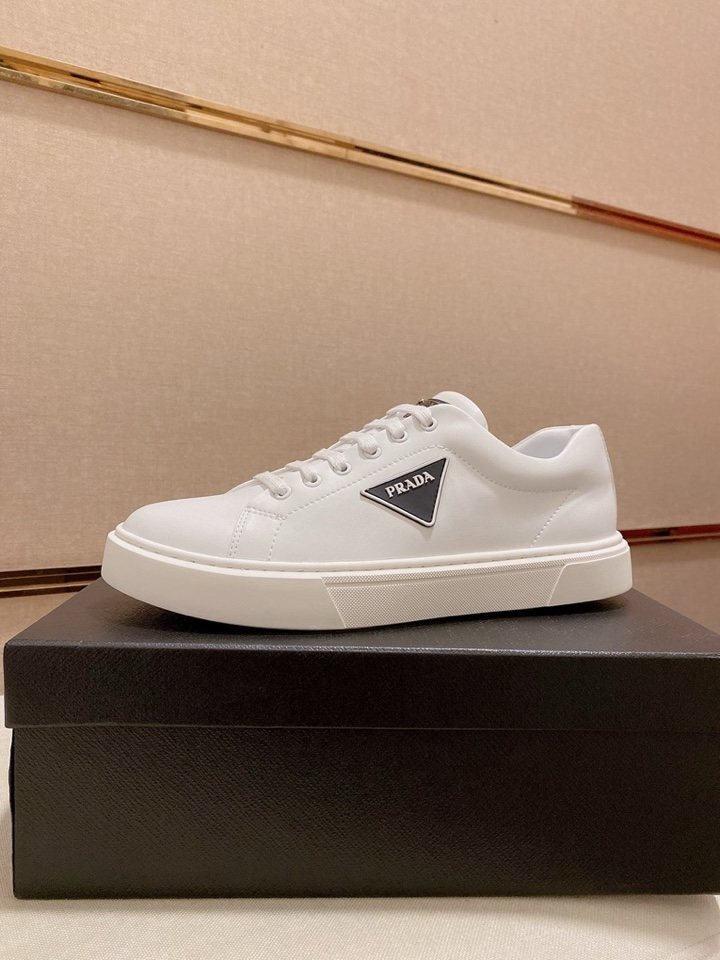 Prada Plaque Low-Top Sneakers