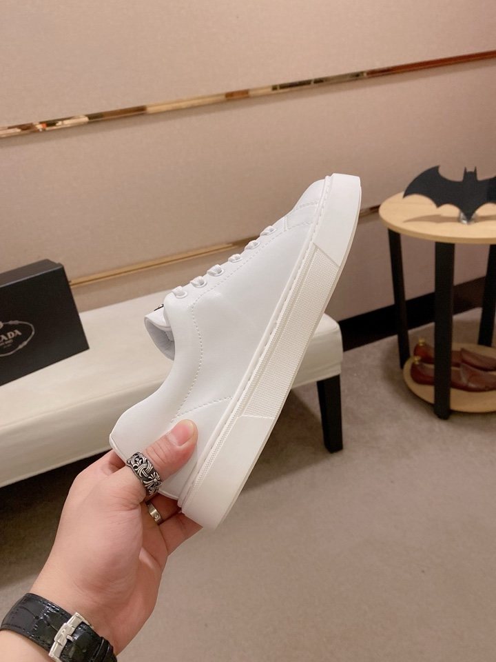 Prada Plaque Low-Top Sneakers