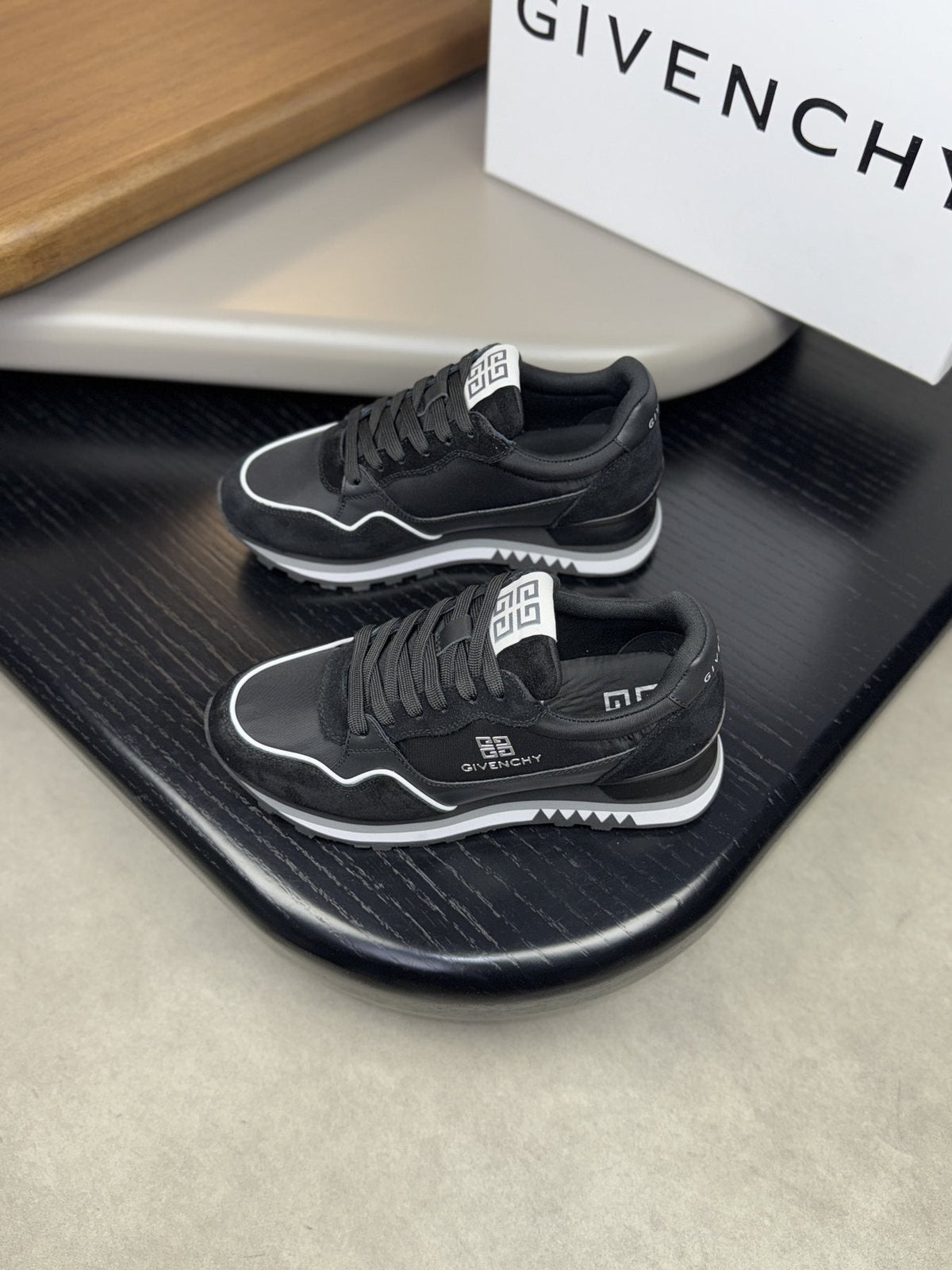 Givenchy Contrast-Trim Lace-Up Sneakers